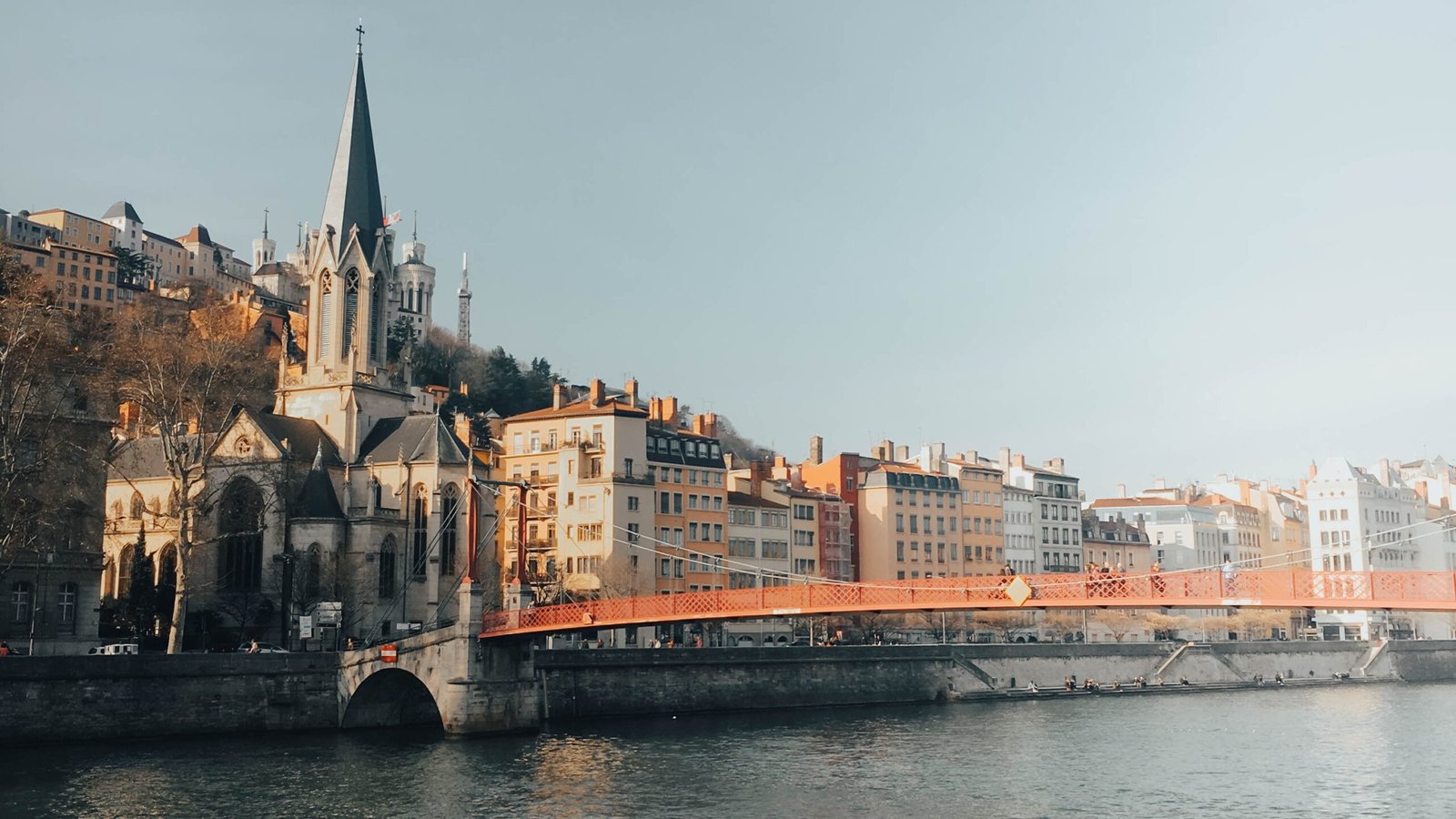 Top 10 Ways to Explore Lyon, France: A Guide to the Ultimate Tourist Experience